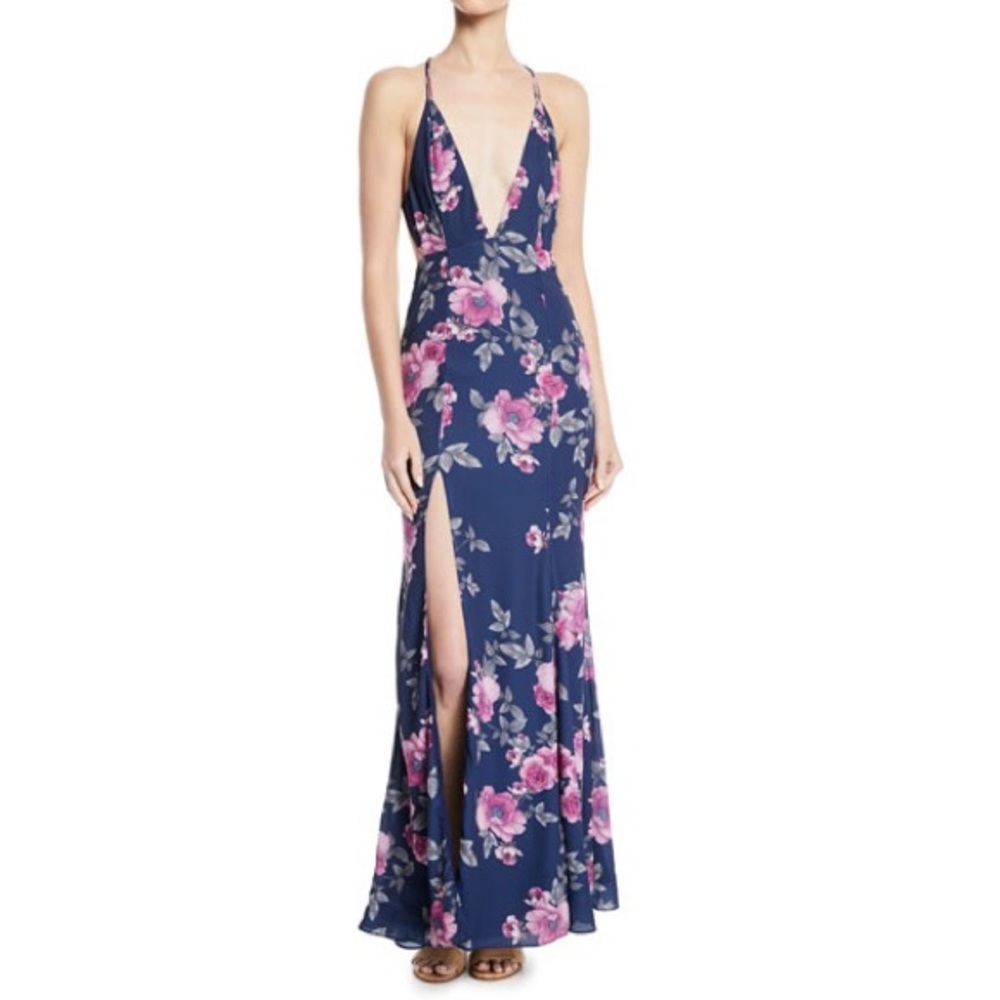 NWT Fame & Partners Floral Strappy V Neck Dress Gown